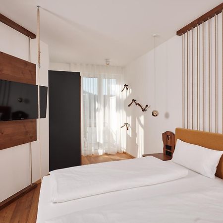 Waldfunkeln Lodge ฮินเทอร์ซาร์เทน ภายนอก รูปภาพ