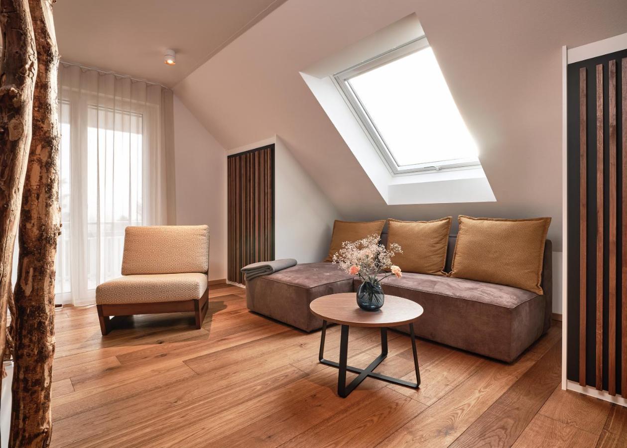 Waldfunkeln Lodge ฮินเทอร์ซาร์เทน ภายนอก รูปภาพ